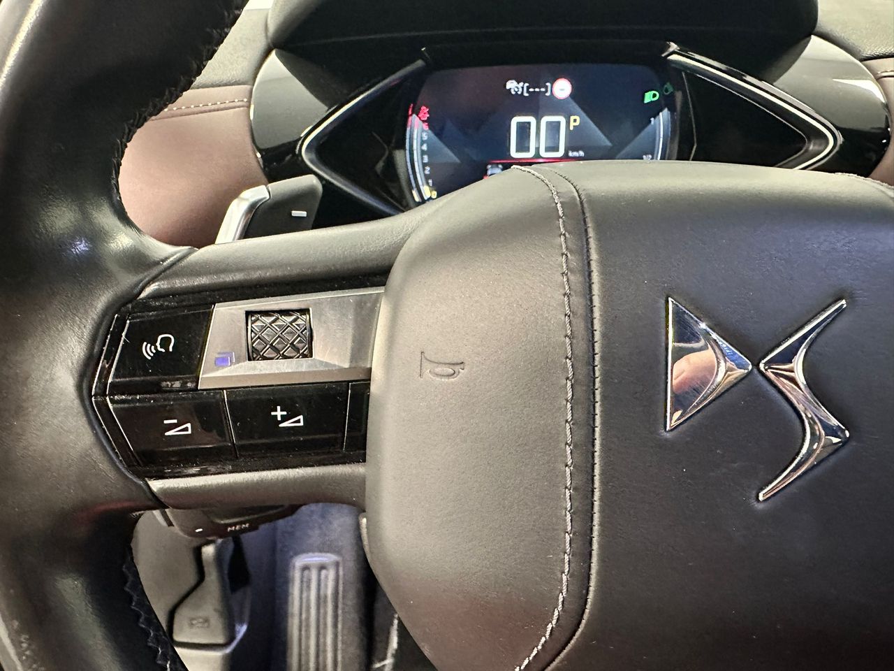 Foto DS Automobiles DS 3 Crossback 9