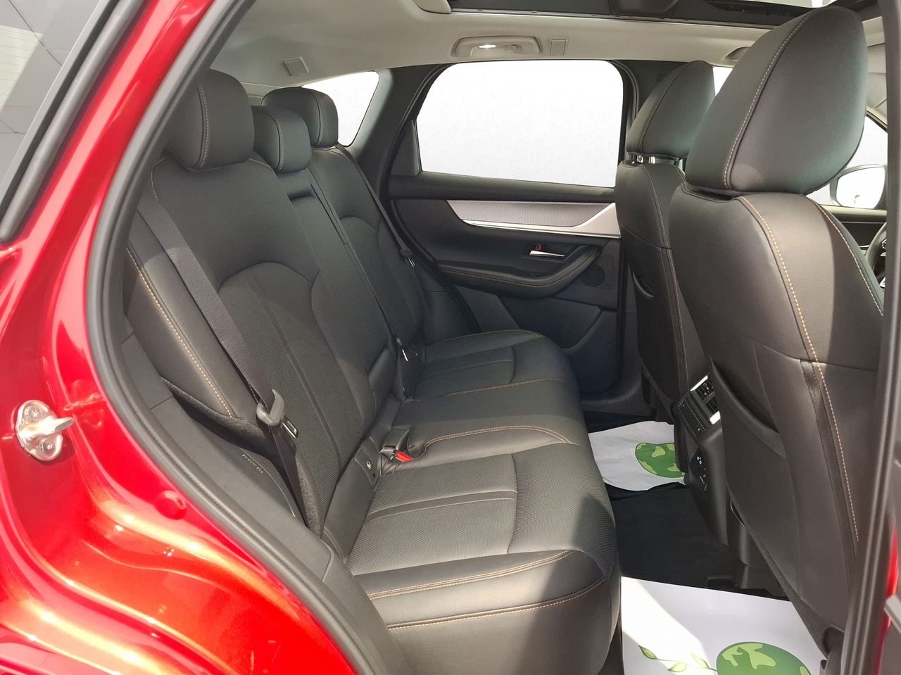 Foto Mazda CX-60 16