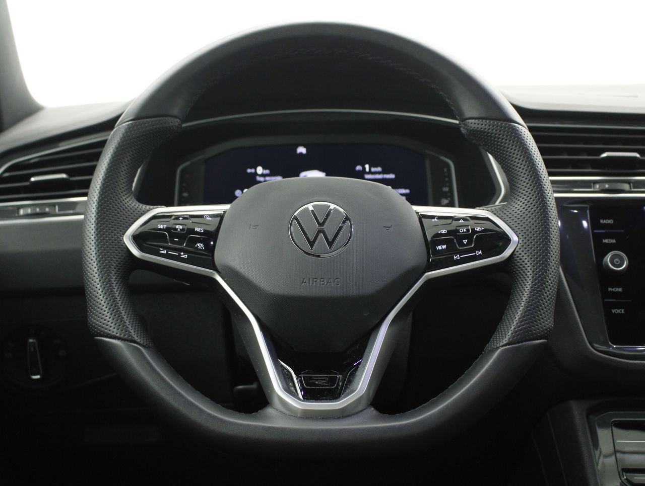 Foto Volkswagen Tiguan 13
