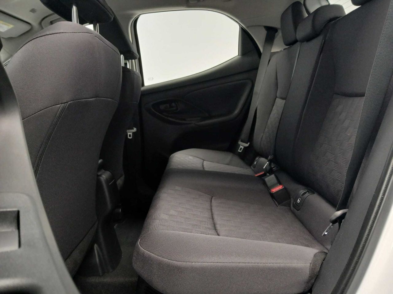 Foto Mazda Mazda2 8