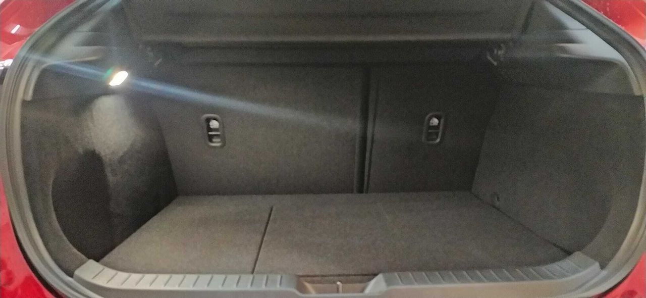 Foto Mazda CX-30 13
