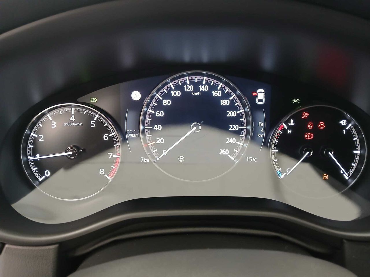 Foto Mazda CX-30 10