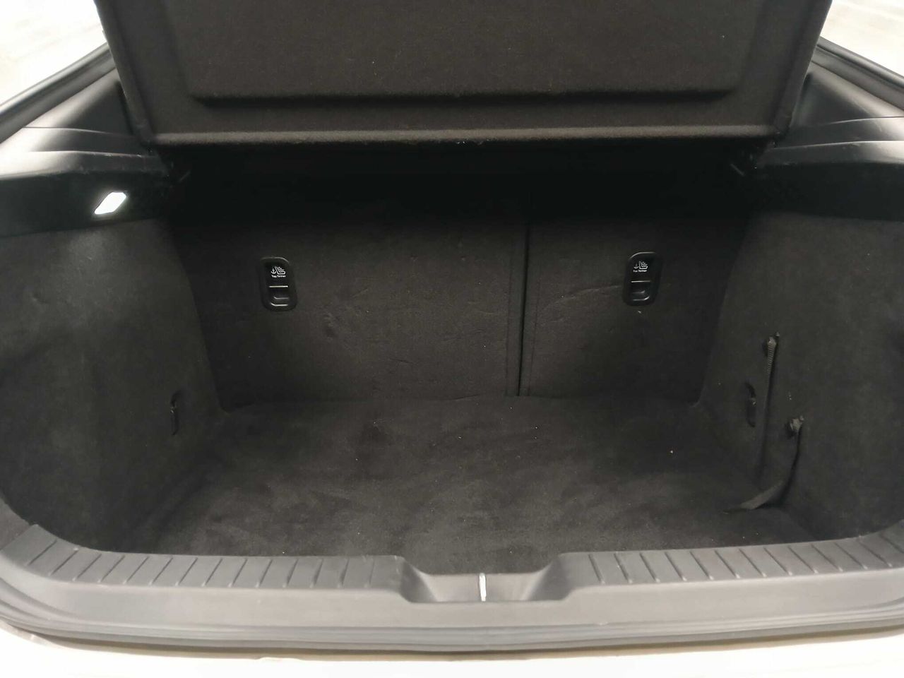 Foto Mazda CX-30 11