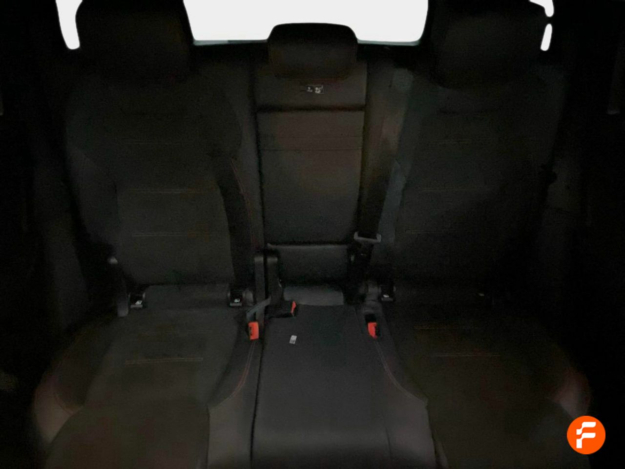 Foto Mercedes-Benz Clase GLB 15