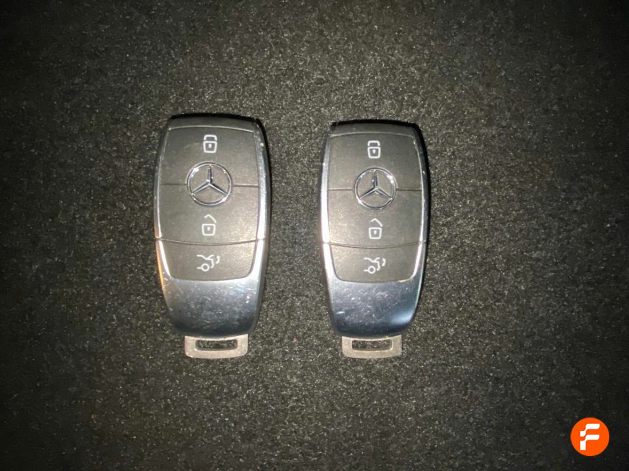 Foto Mercedes-Benz Clase GLB 22