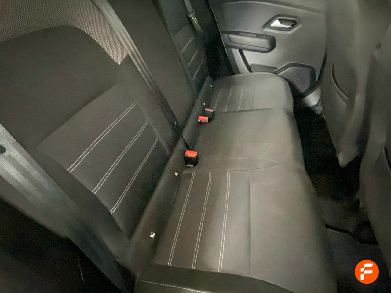 Foto Dacia Sandero 19
