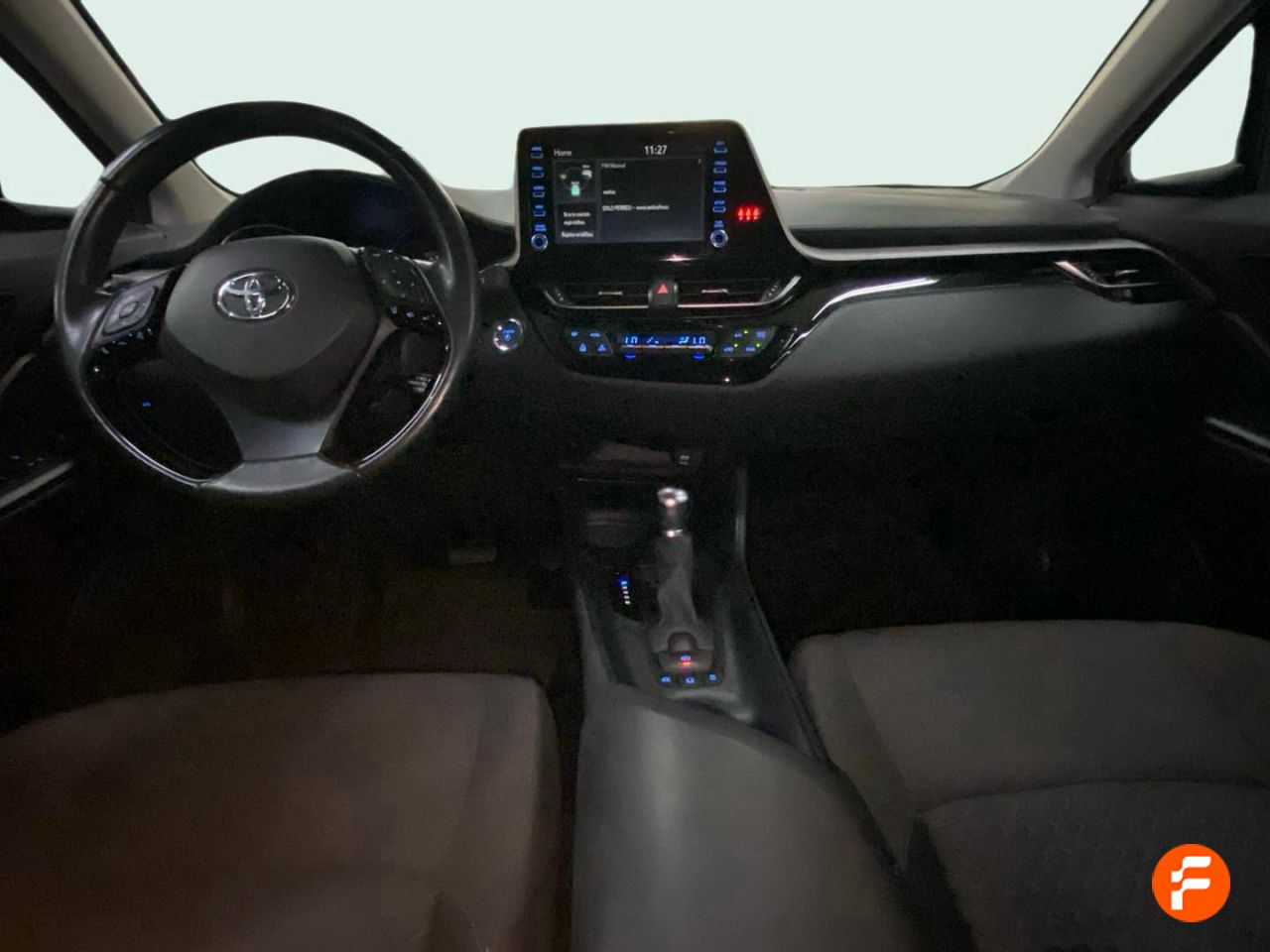 Foto Toyota C-HR 10