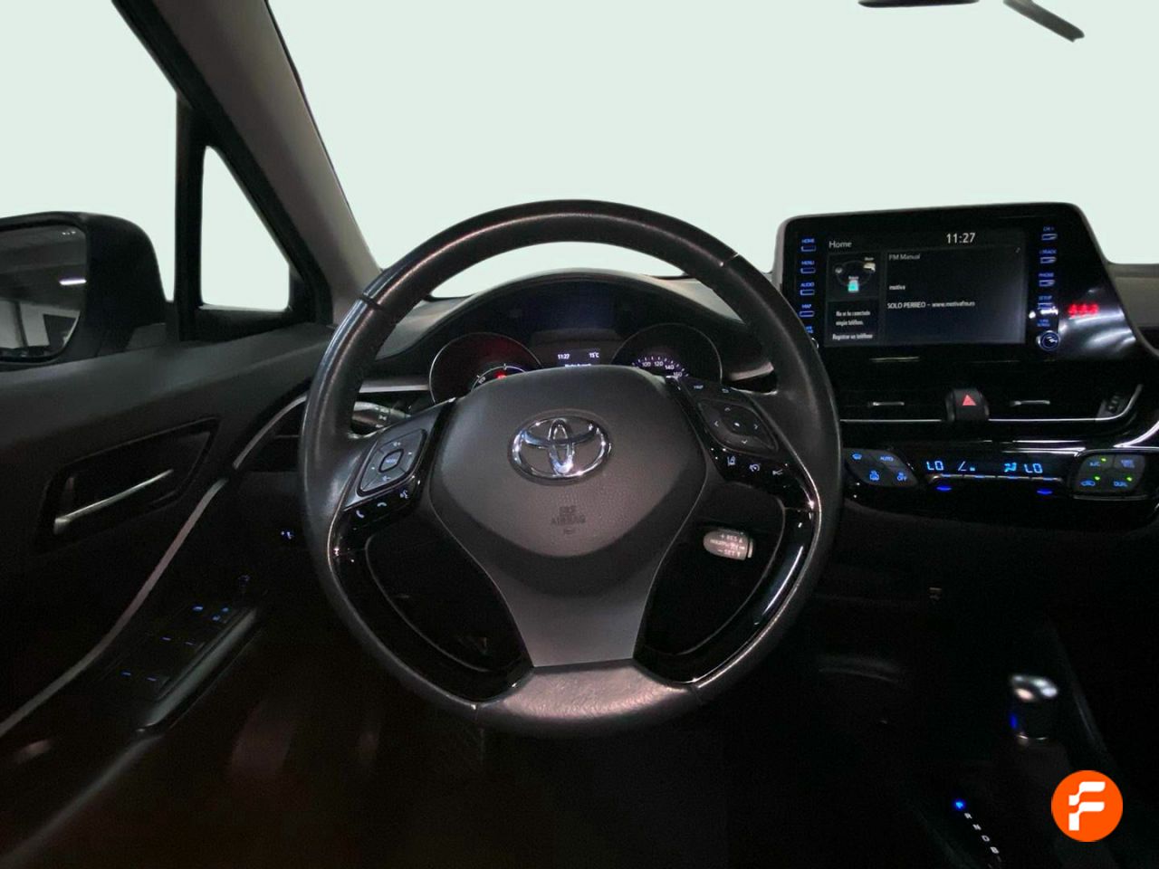 Foto Toyota C-HR 12