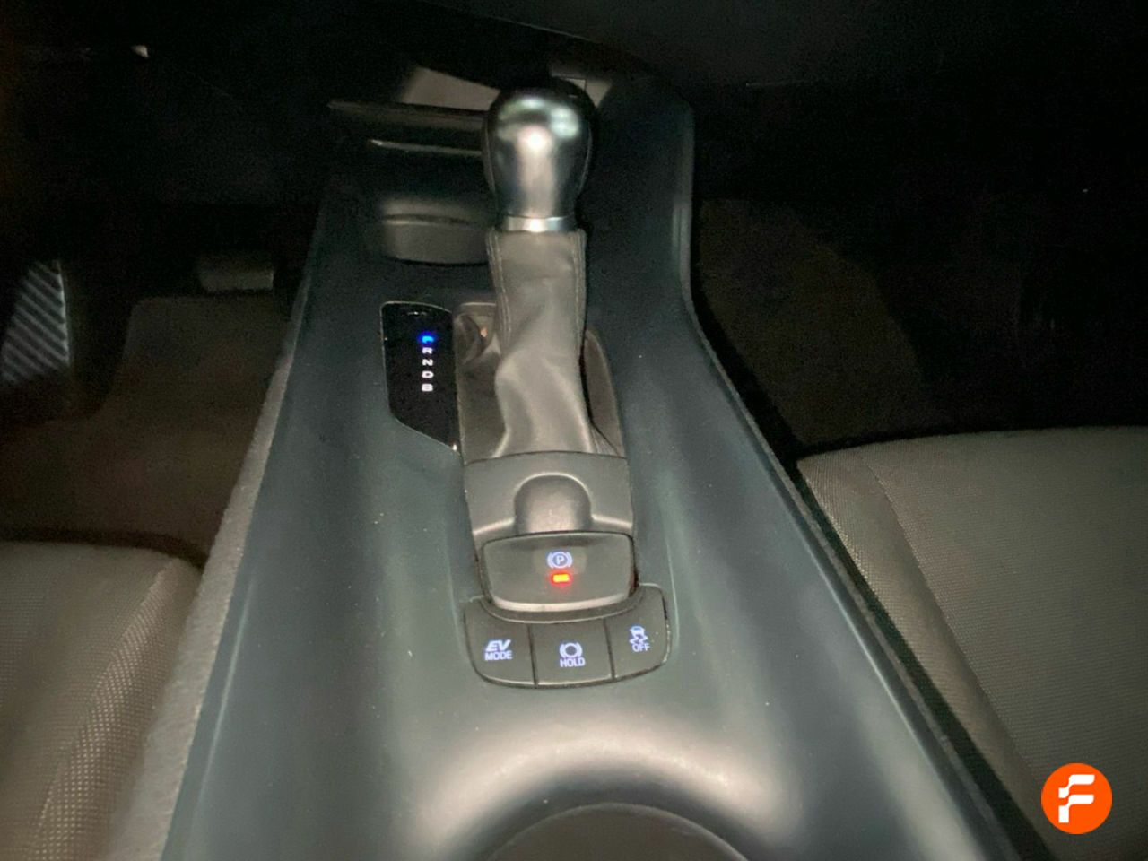 Foto Toyota C-HR 21