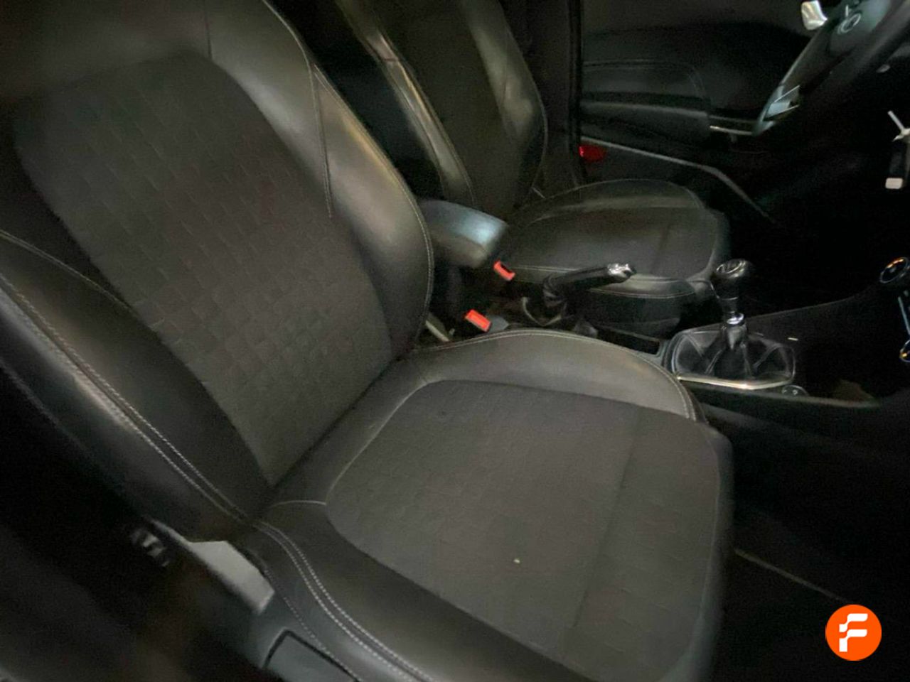Foto Ford Fiesta 16