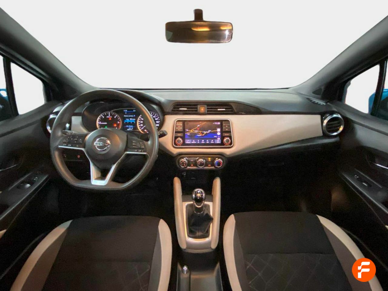 Foto Nissan Micra 12