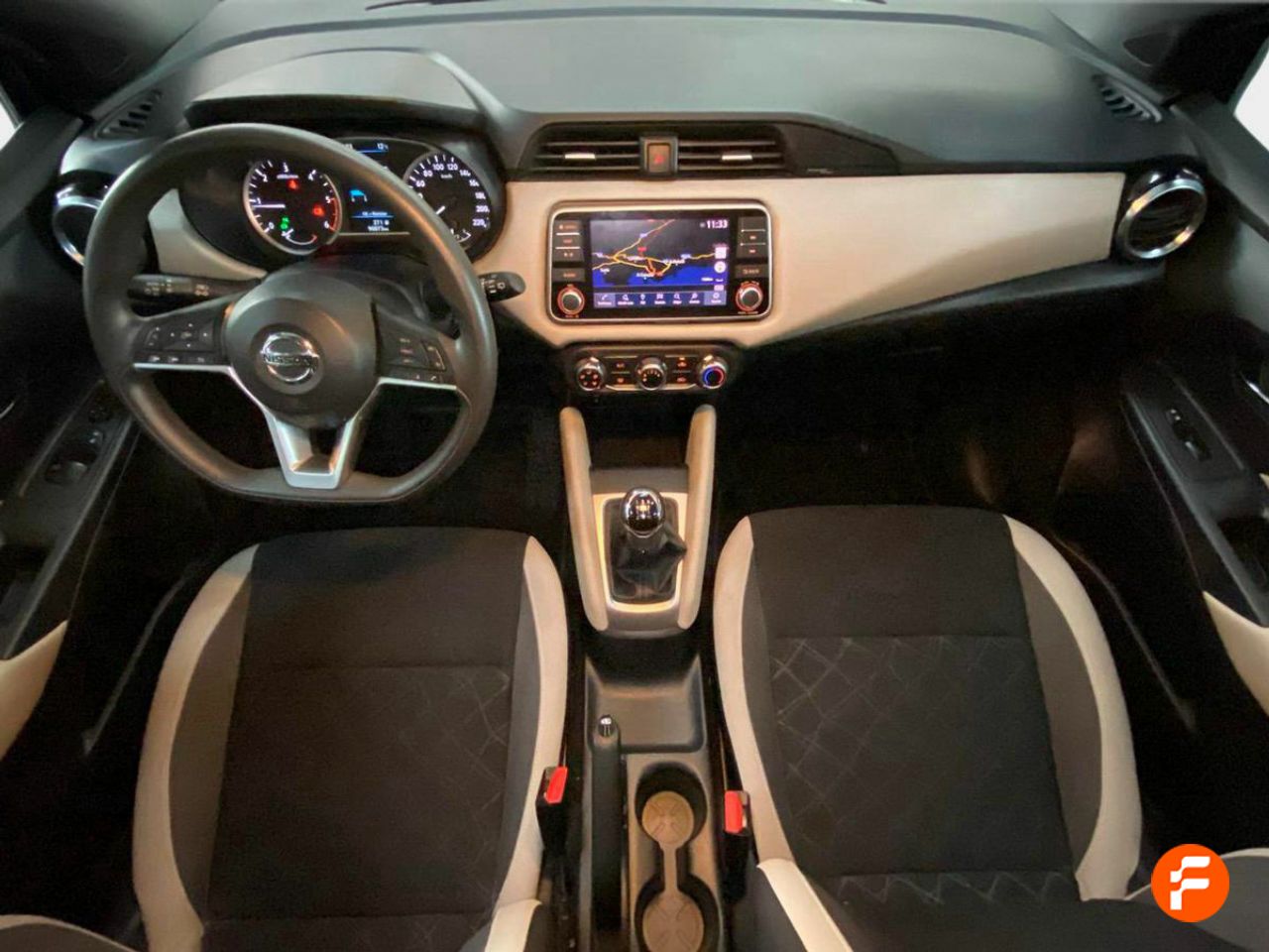 Foto Nissan Micra 13