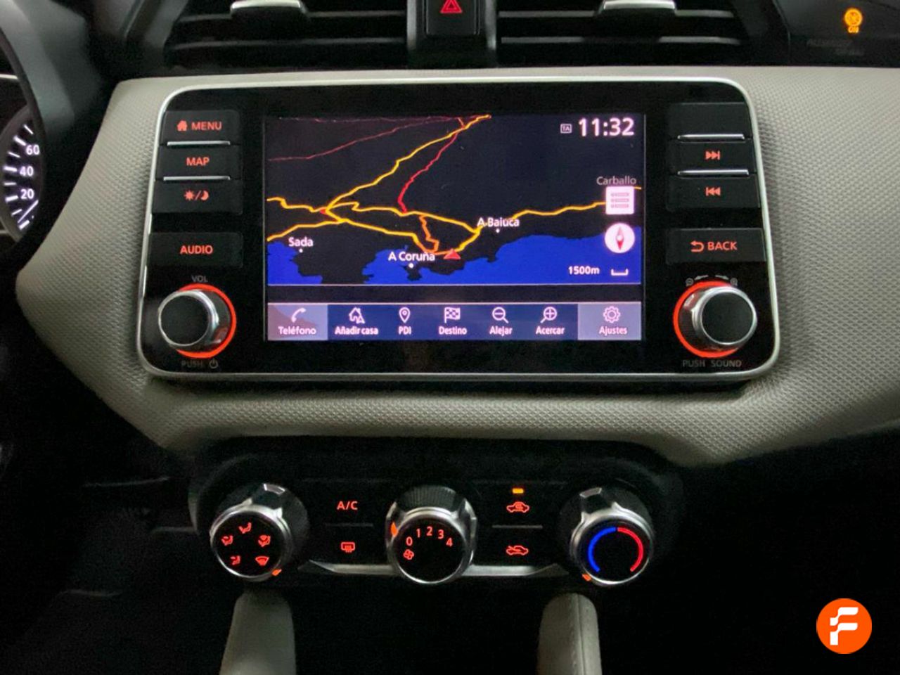 Foto Nissan Micra 15