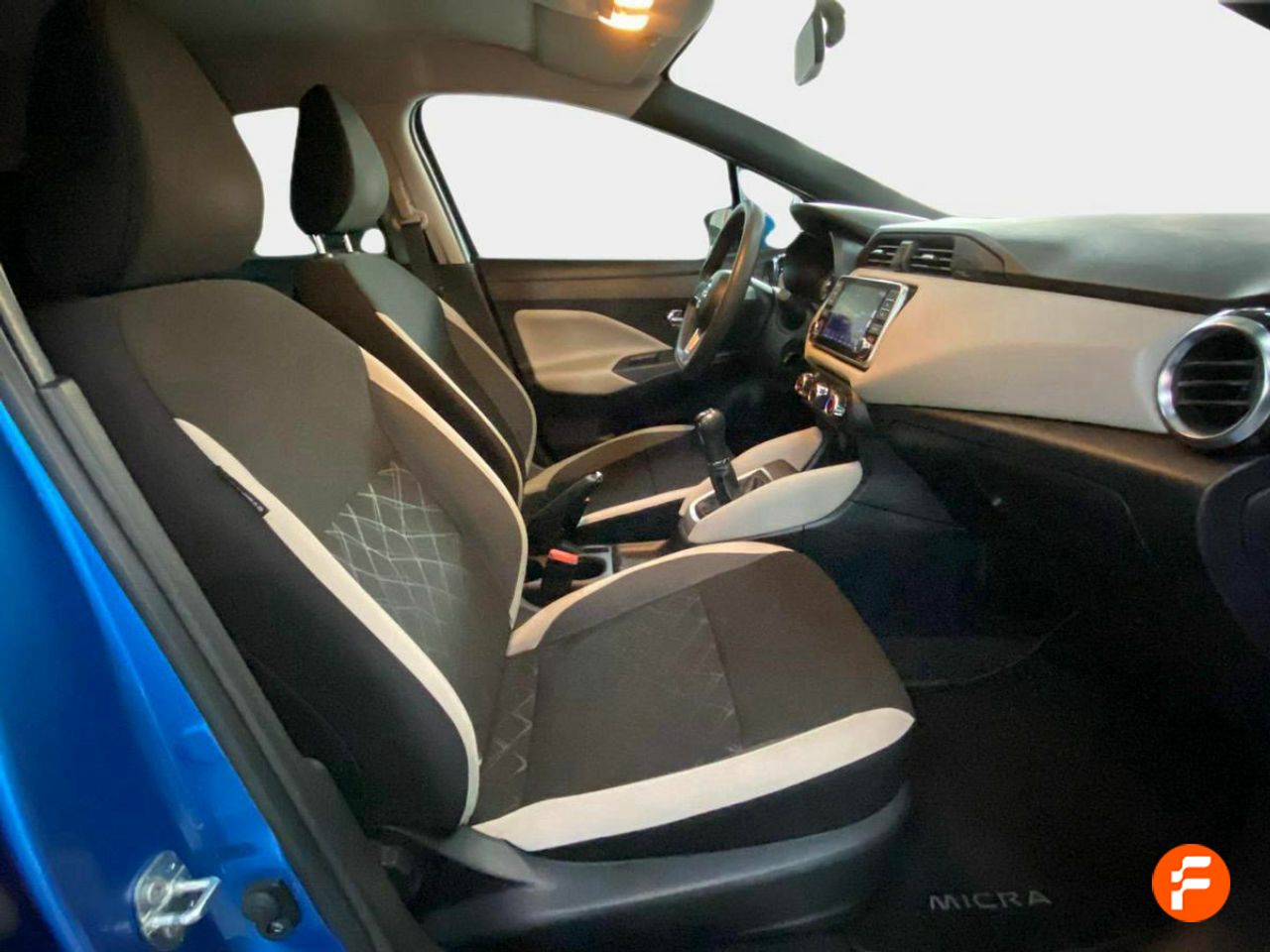 Foto Nissan Micra 16