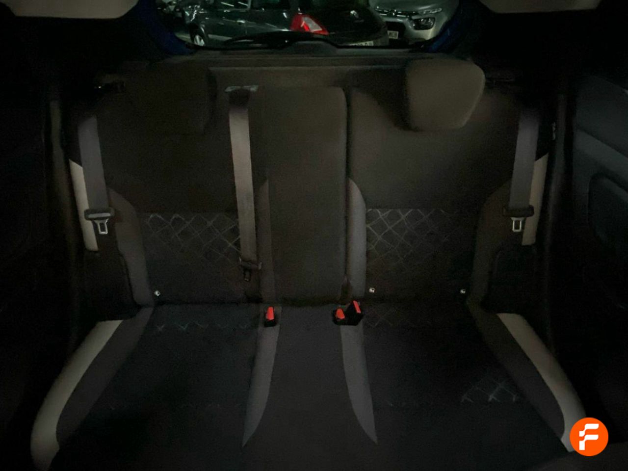 Foto Nissan Micra 18