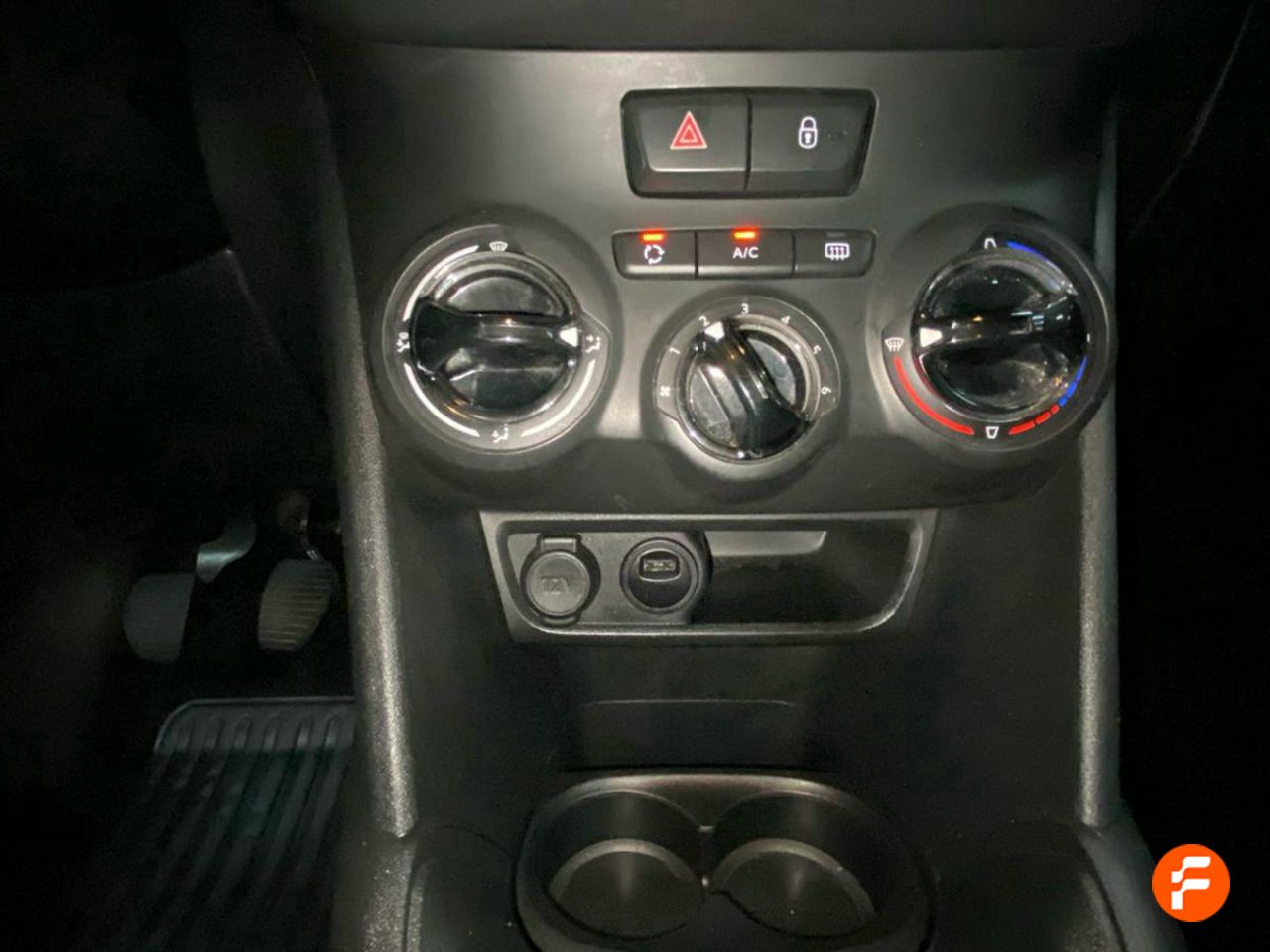 Foto Peugeot 208 20