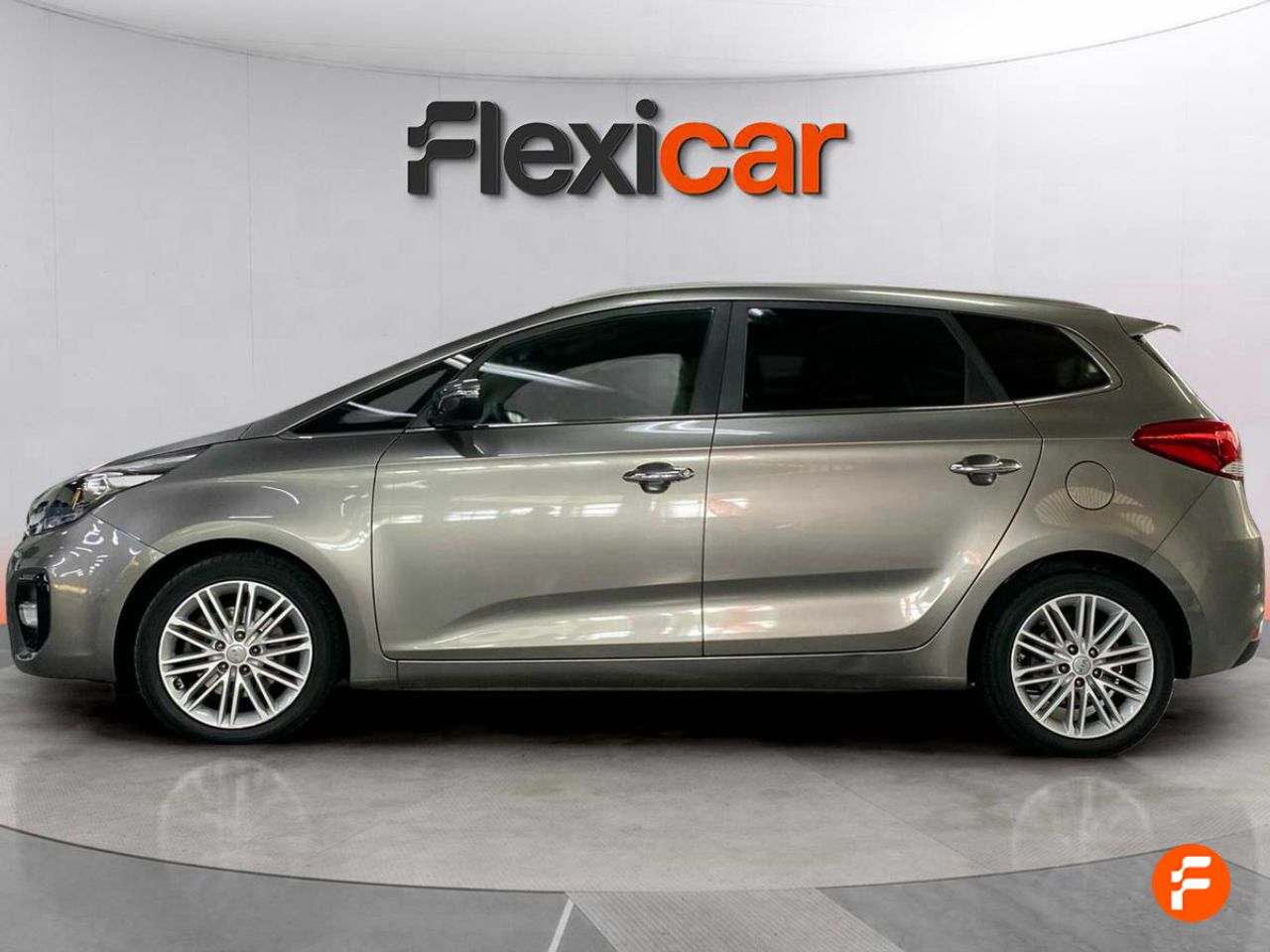 Foto Kia Carens 5