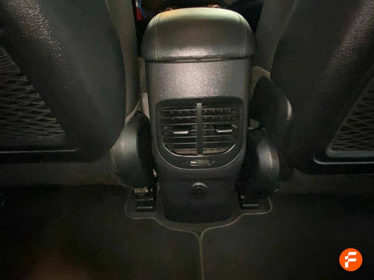 Foto Kia Carens 22