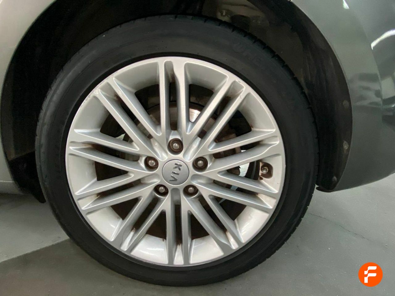 Foto Kia Carens 26