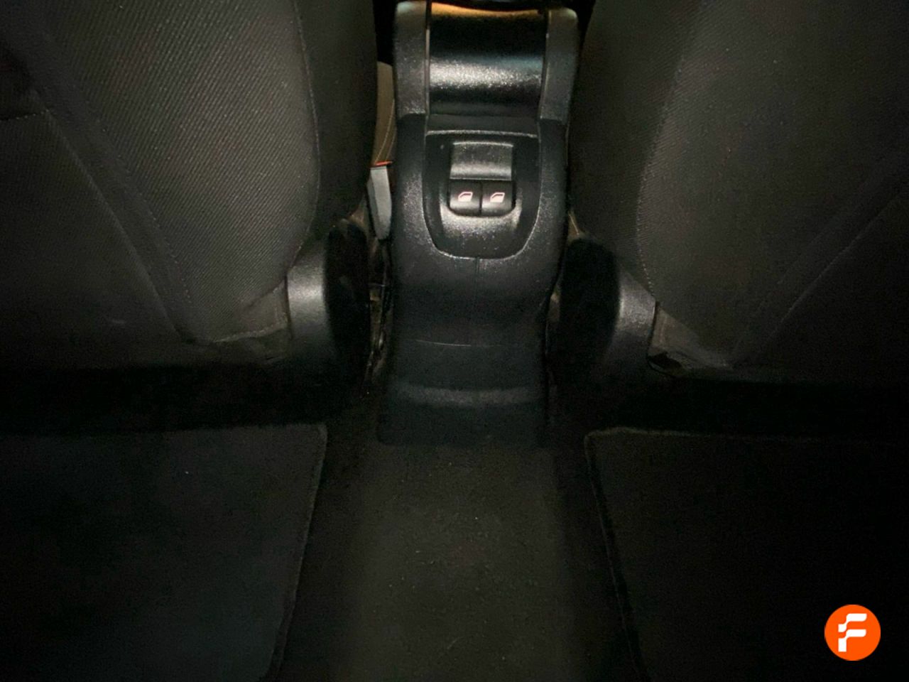 Foto Citroën C-Elysèe 23