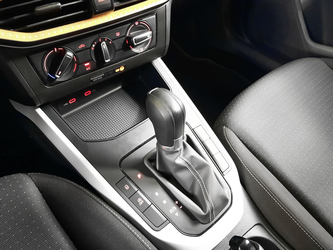 Foto Seat Arona 9