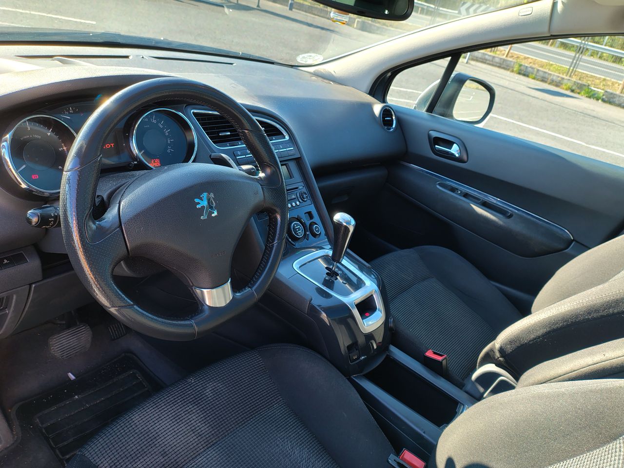 Foto Peugeot 5008 7