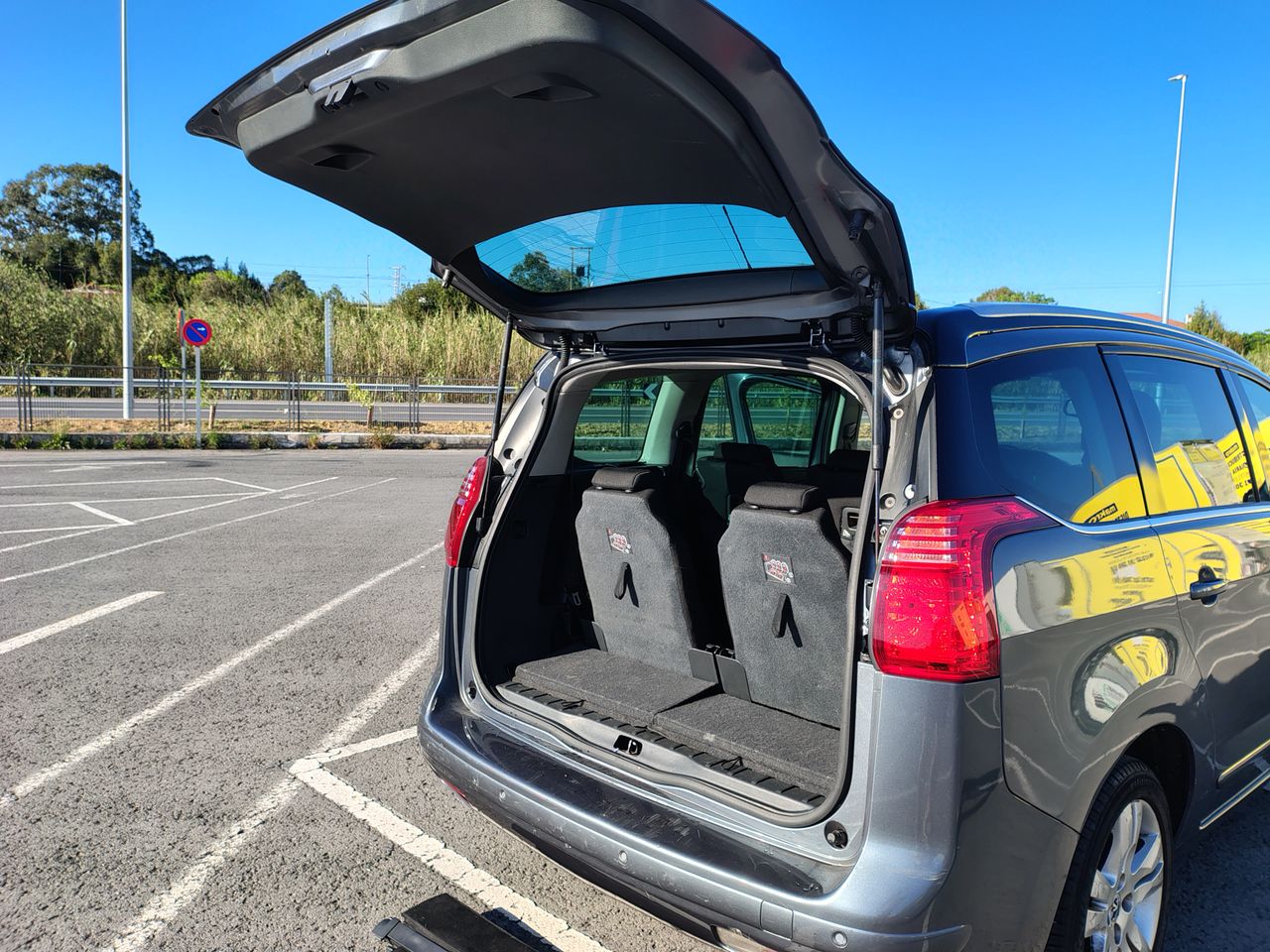 Foto Peugeot 5008 44