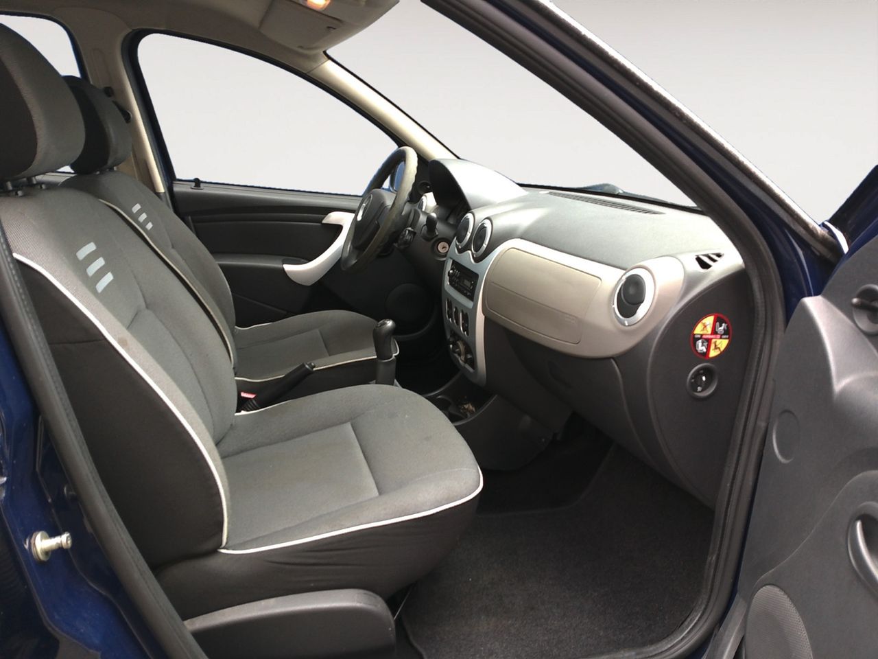 Foto Dacia Sandero 10