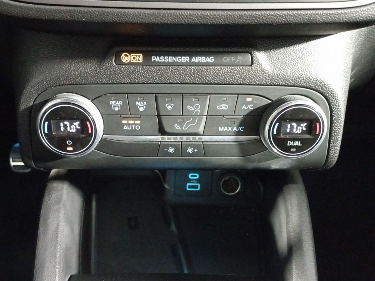 Foto Ford Focus 17