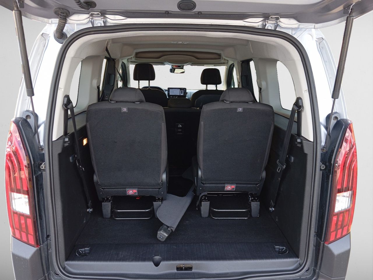 Foto Peugeot Rifter 12