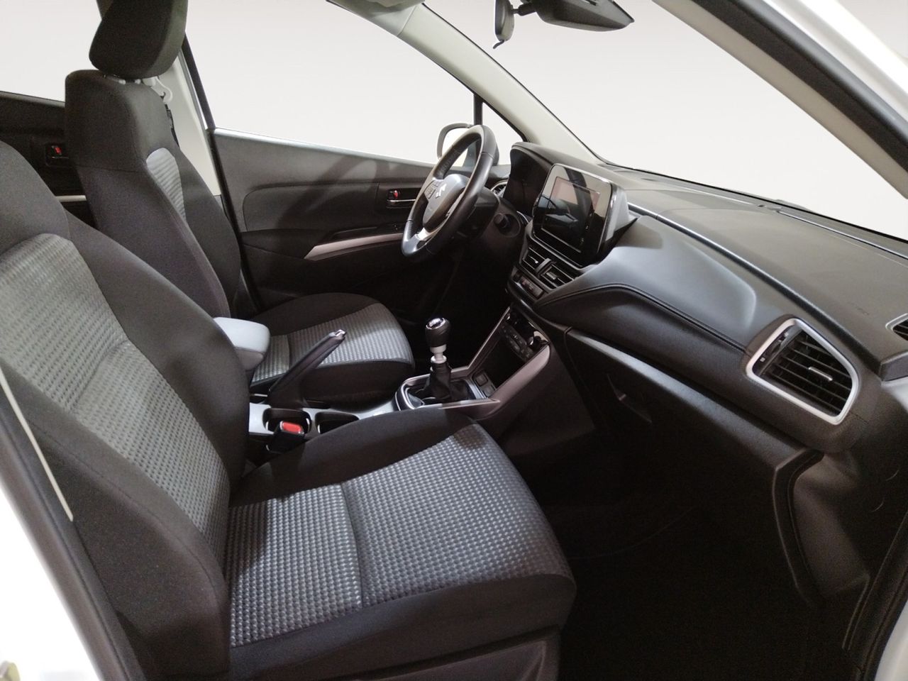 Foto Suzuki S-Cross 8
