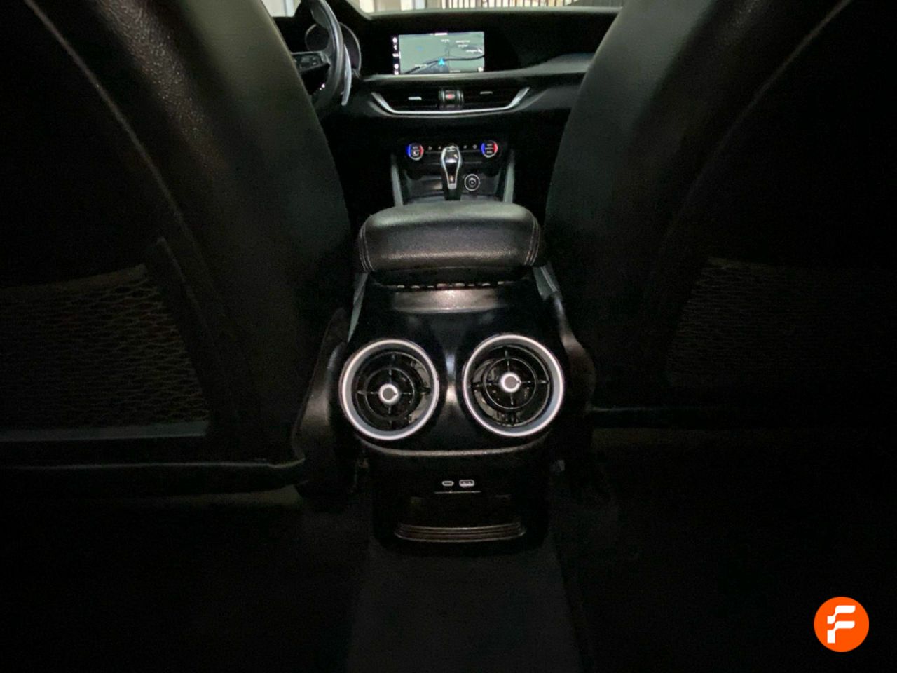 Foto Alfa Romeo Stelvio 20