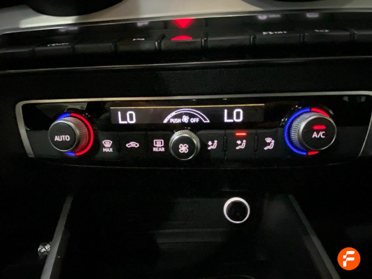 Foto Audi Q2 15