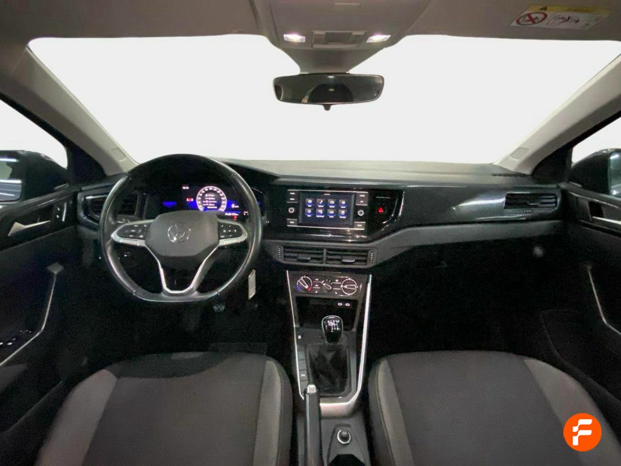 Foto Volkswagen Taigo 14