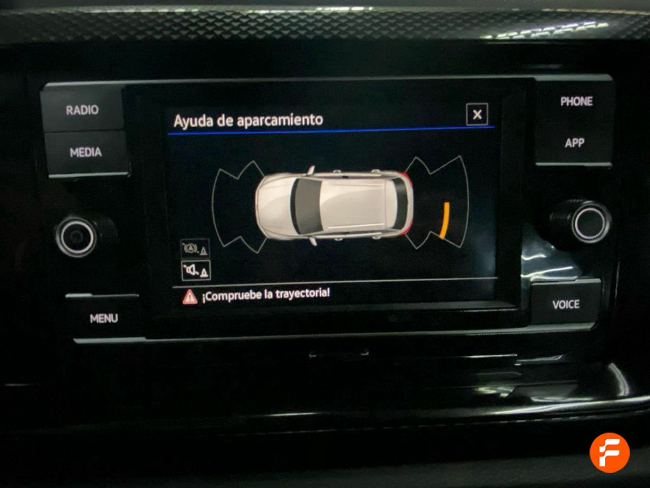 Foto Volkswagen Taigo 15