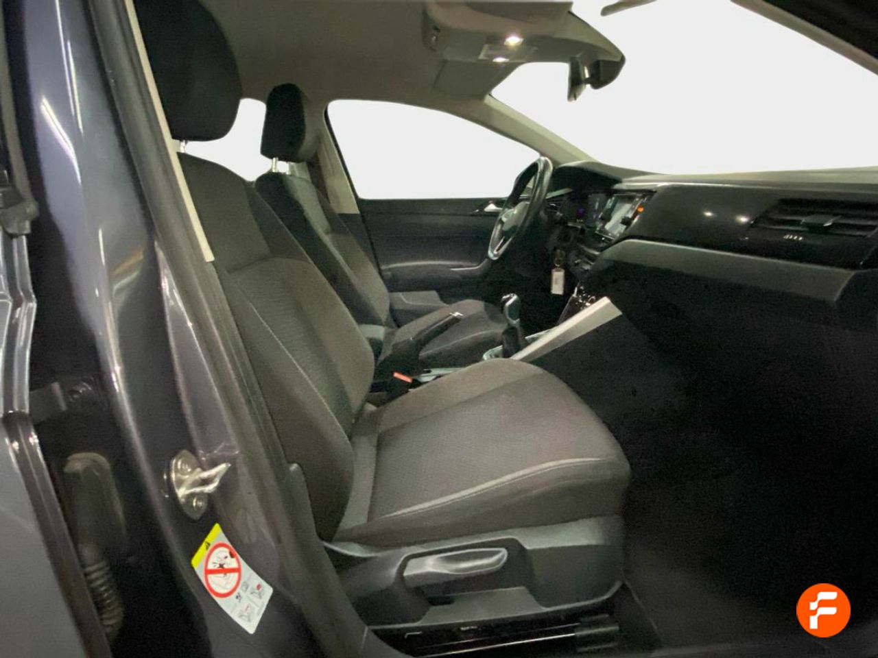 Foto Volkswagen Taigo 16