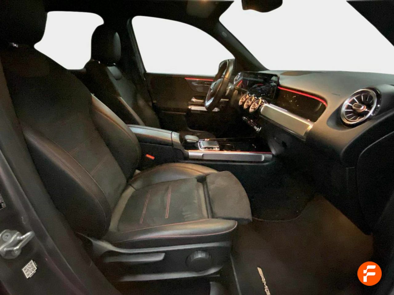 Foto Mercedes-Benz Clase GLB 13