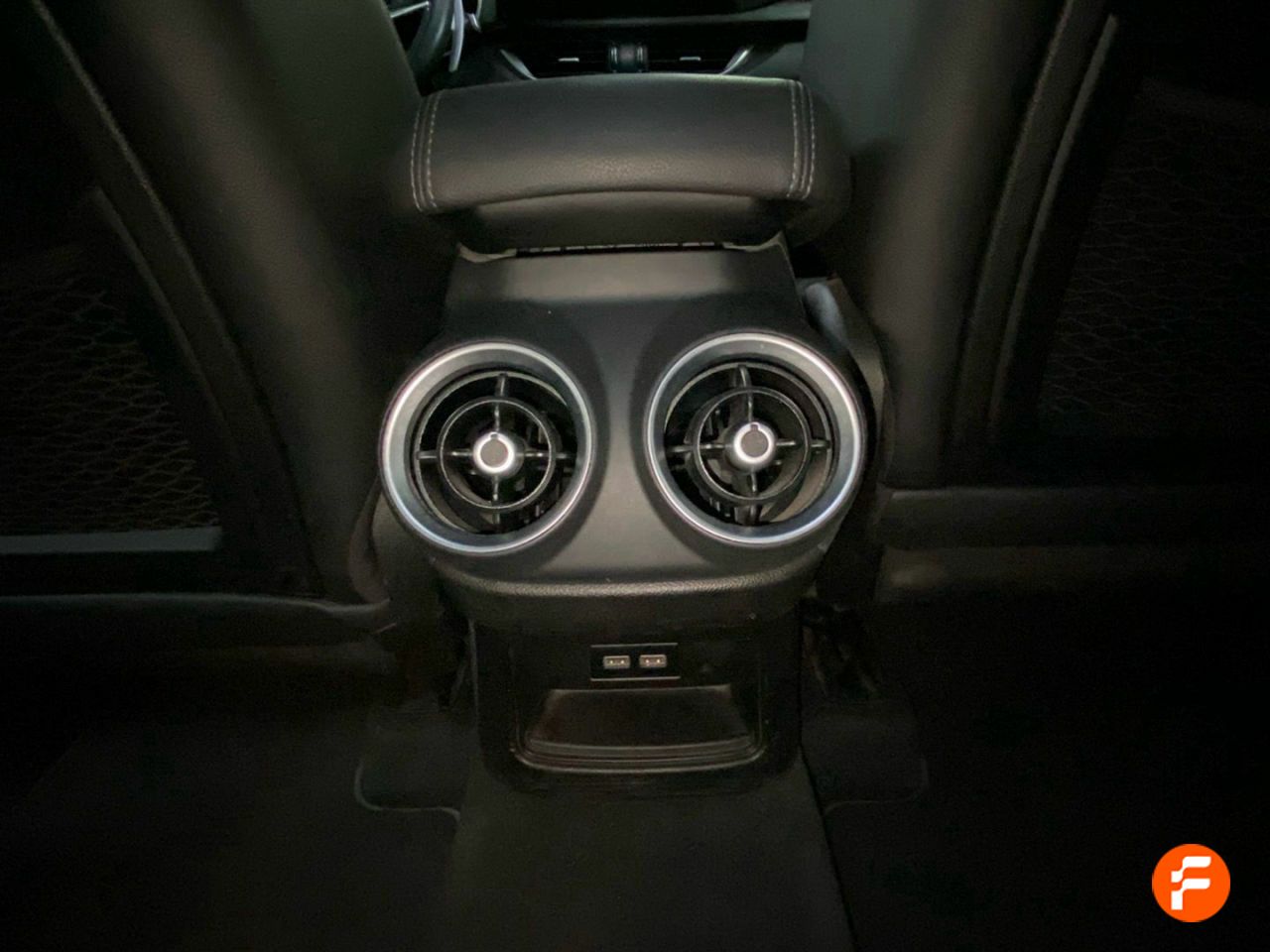 Foto Alfa Romeo Stelvio 17