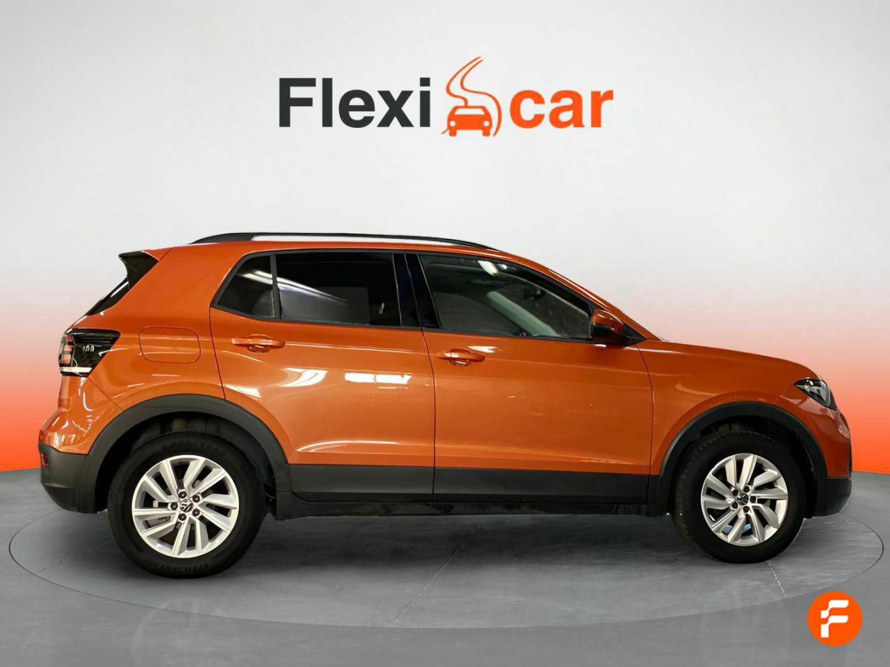 Foto Volkswagen T-Cross 4