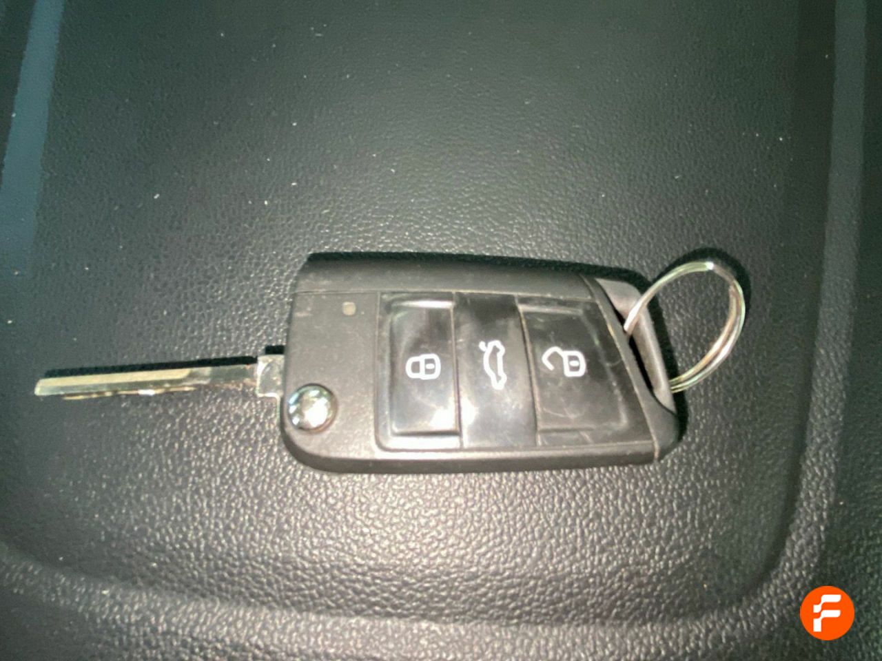 Foto Volkswagen T-Cross 21