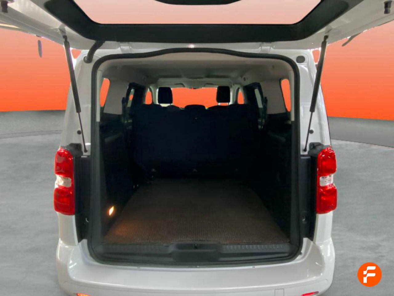 Foto Citroën Spacetourer 10