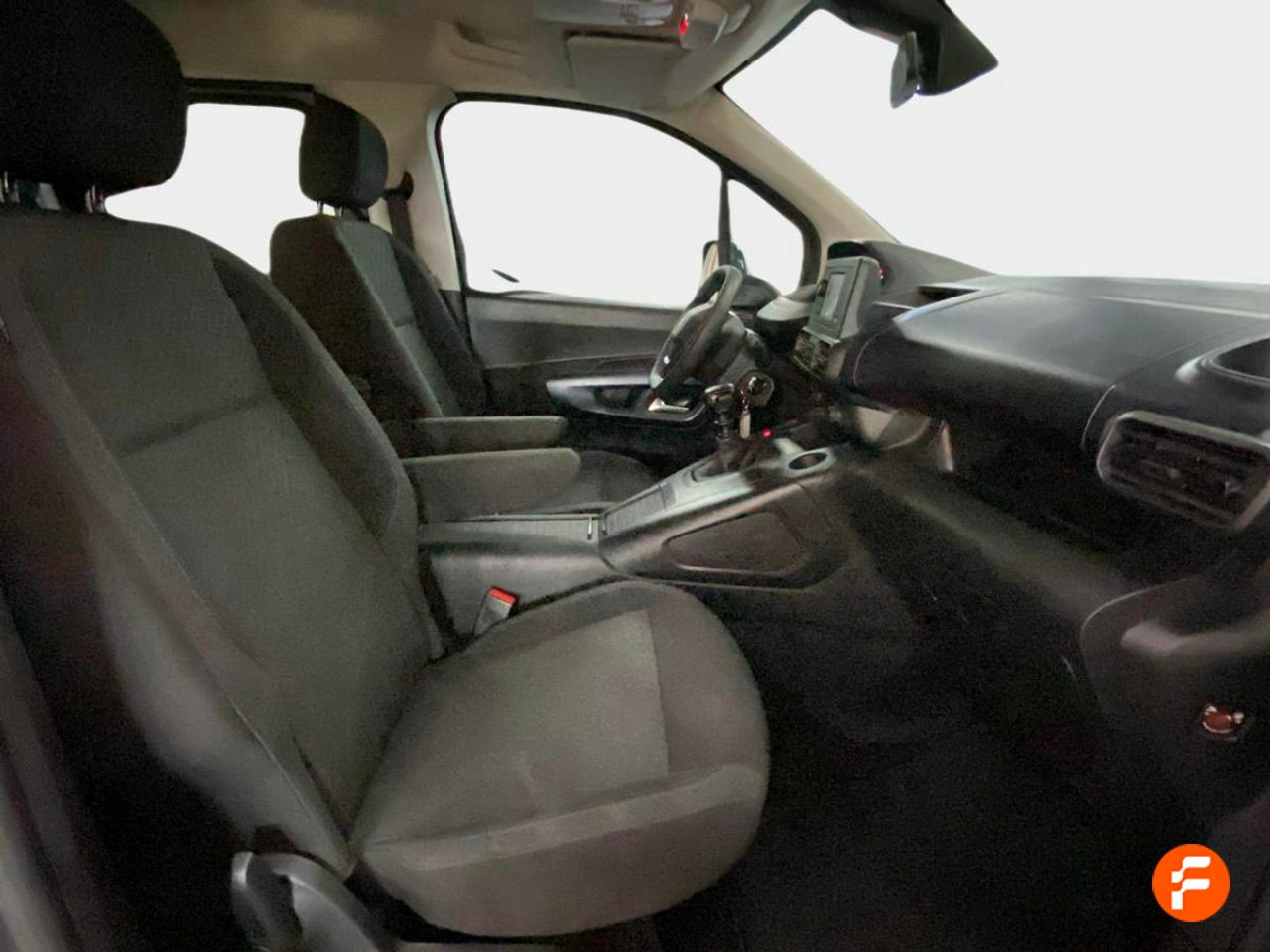 Foto Peugeot Rifter 15