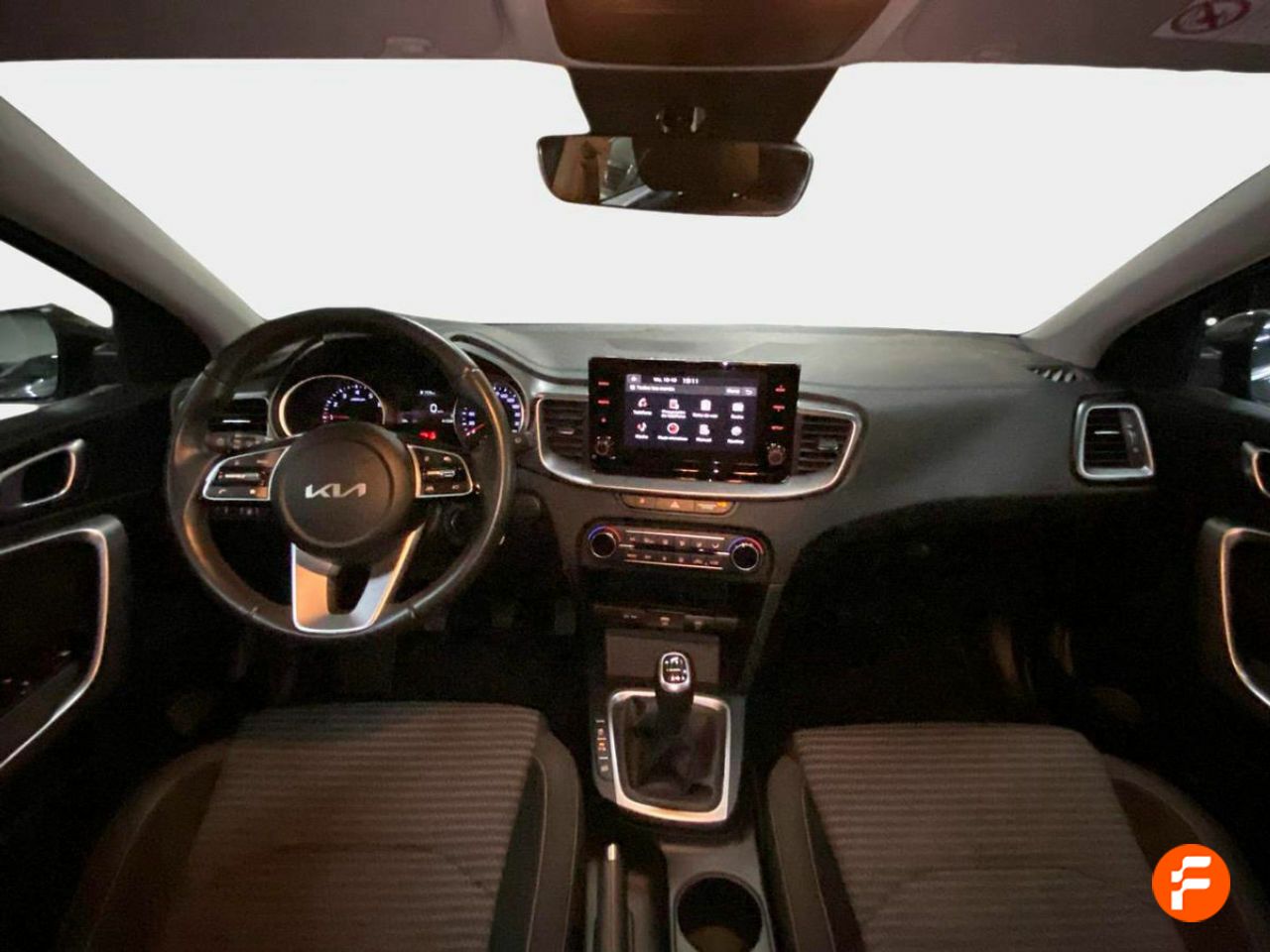 Foto Kia XCeed 14