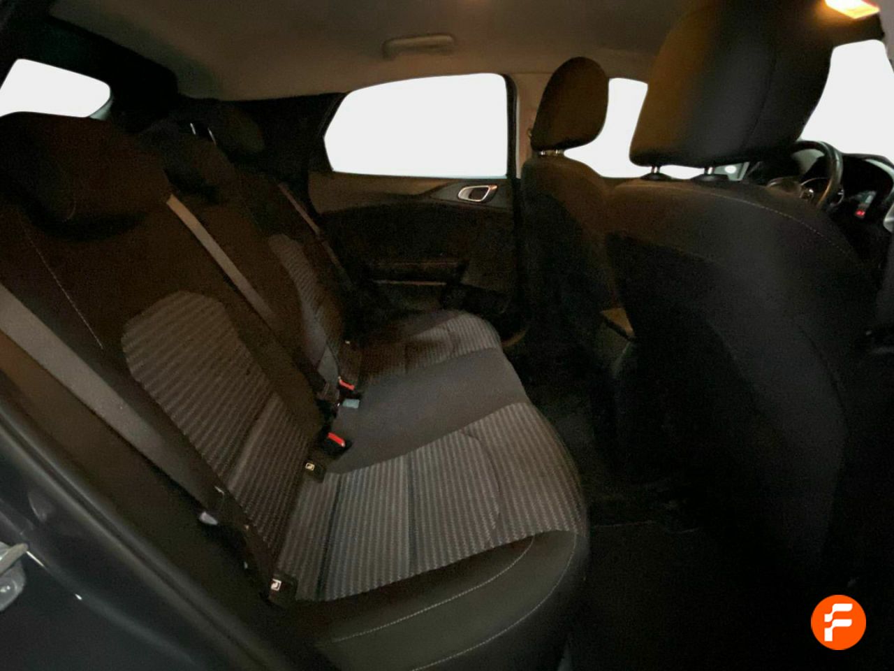 Foto Kia XCeed 17