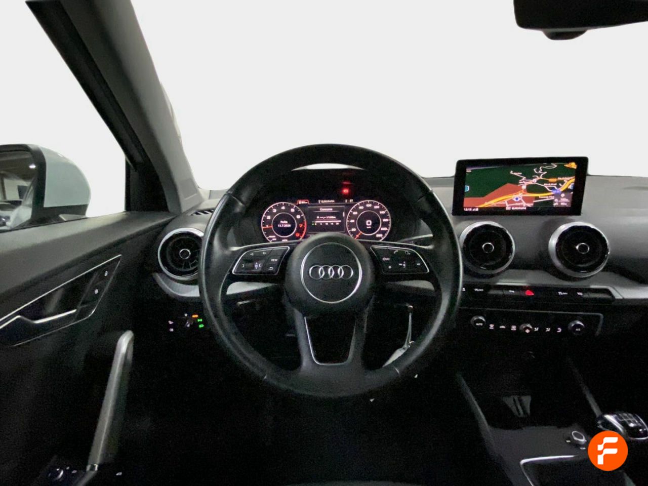 Foto Audi Q2 12