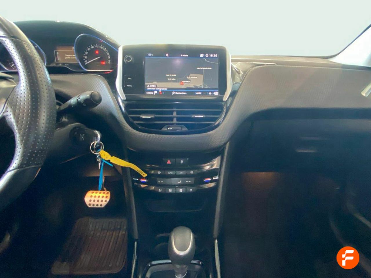 Foto Peugeot 2008 13