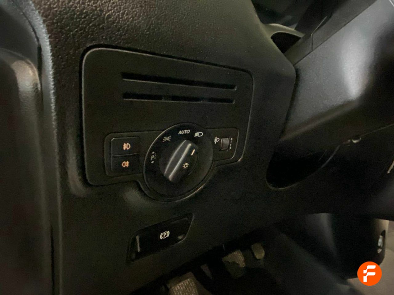 Foto Mercedes-Benz Vito 13