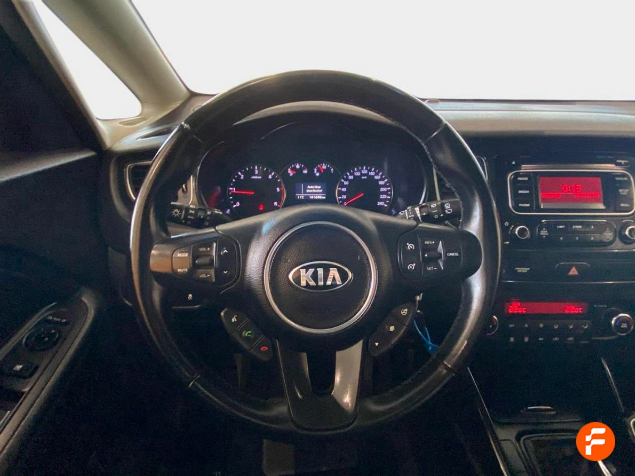Foto Kia Carens 15