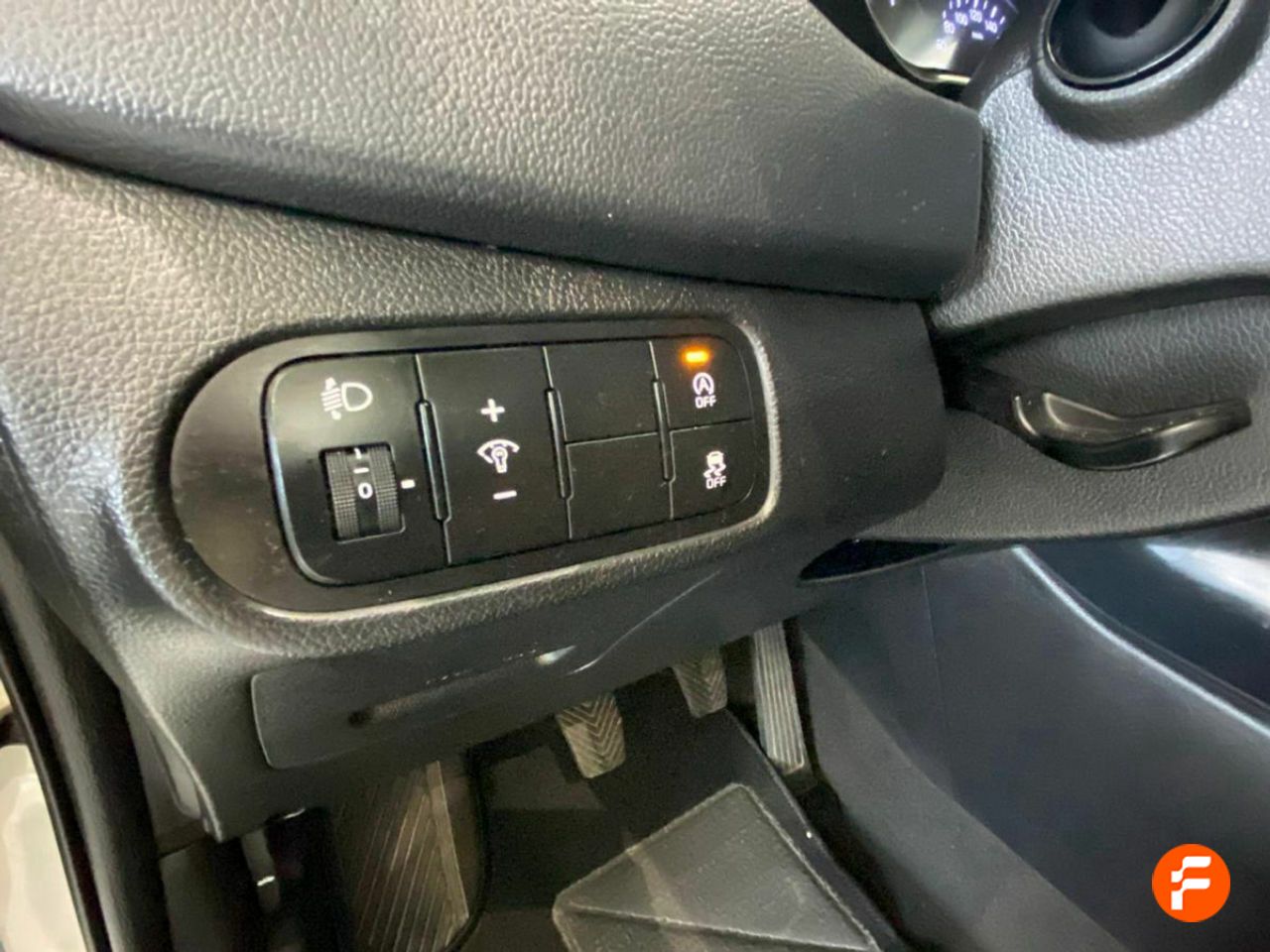 Foto Kia Carens 17