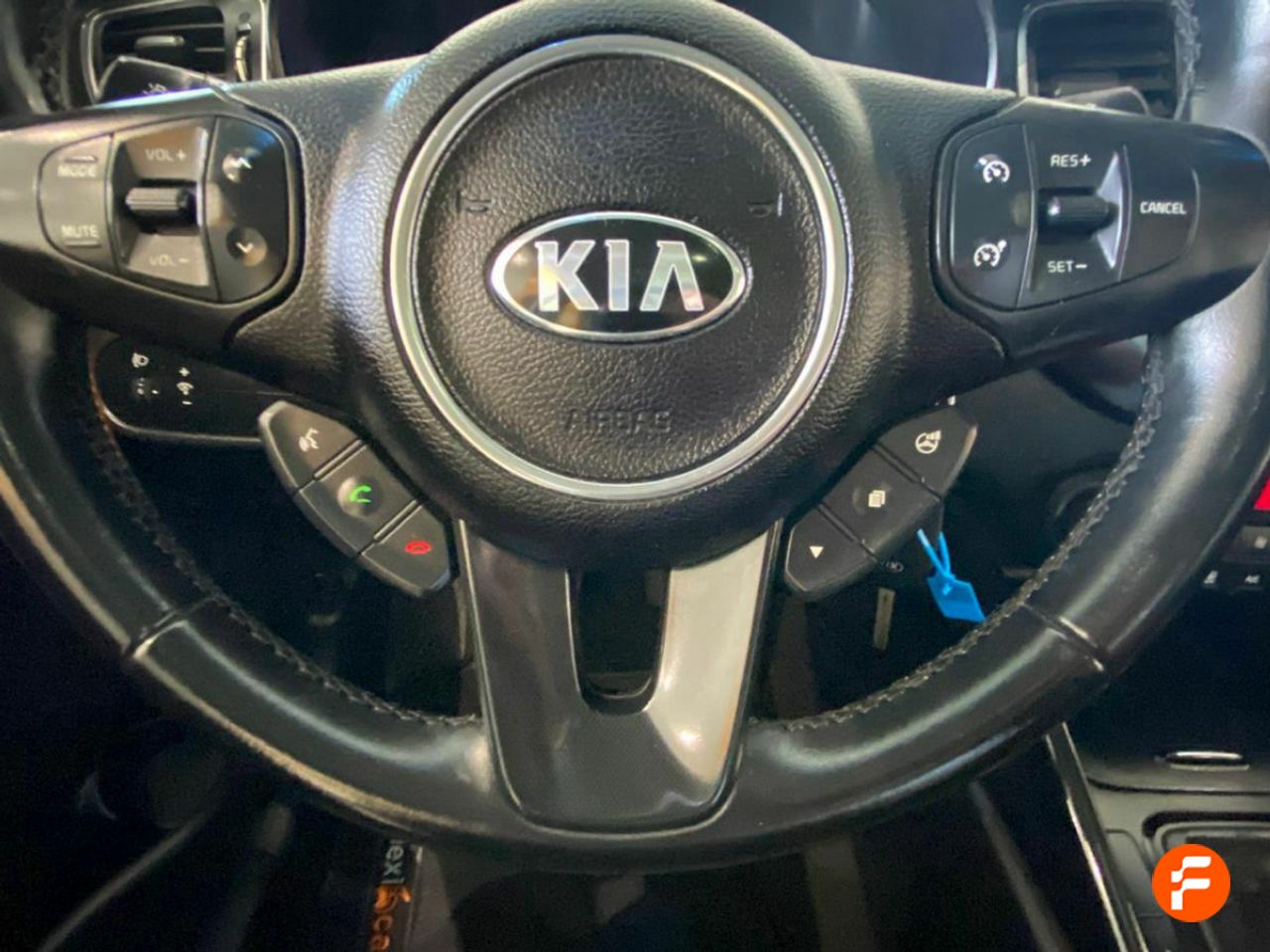Foto Kia Carens 18